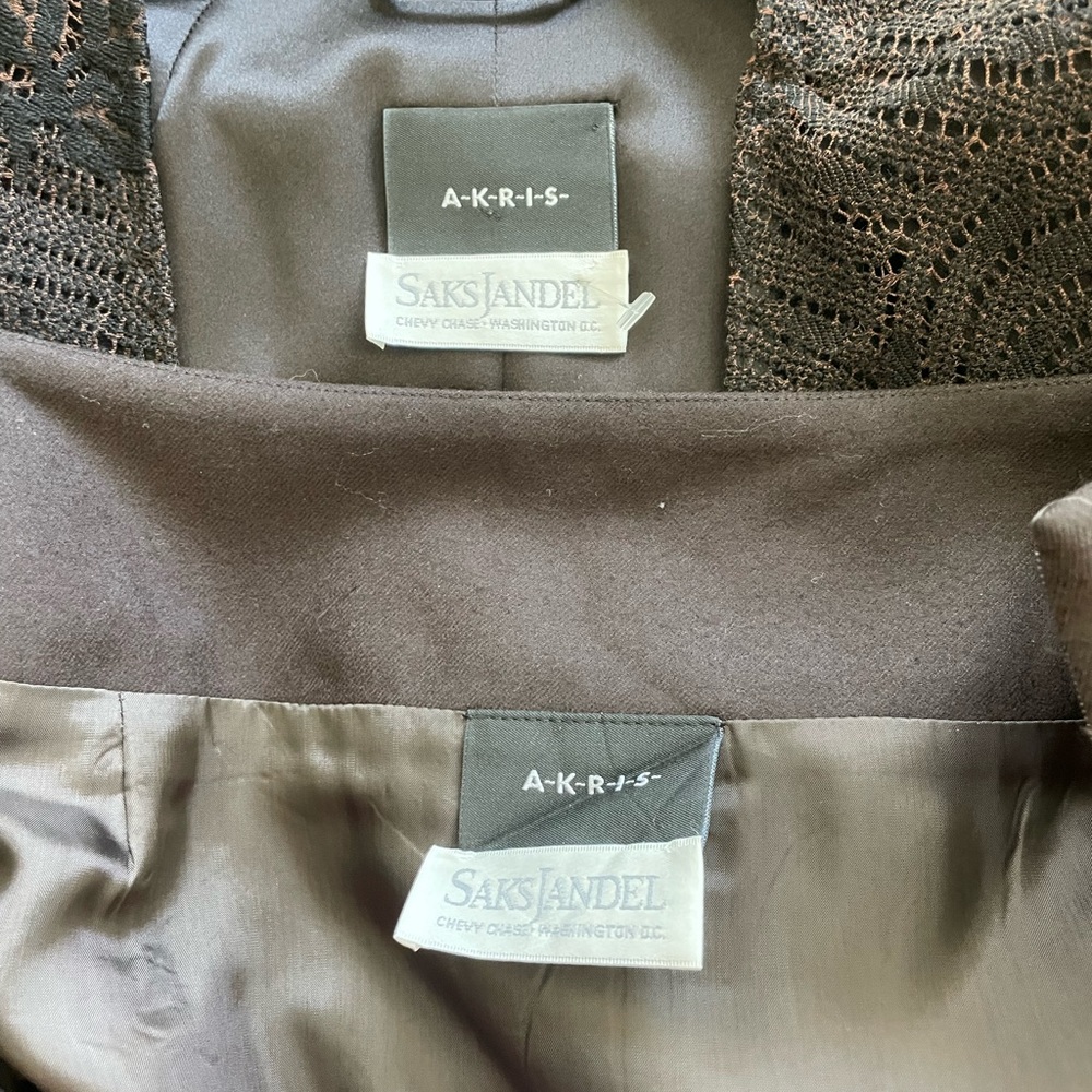 AKRIS LACE SUIT JACKET SKIRT SIZE 6 SWITZERLAND - Picture 11 of 17
